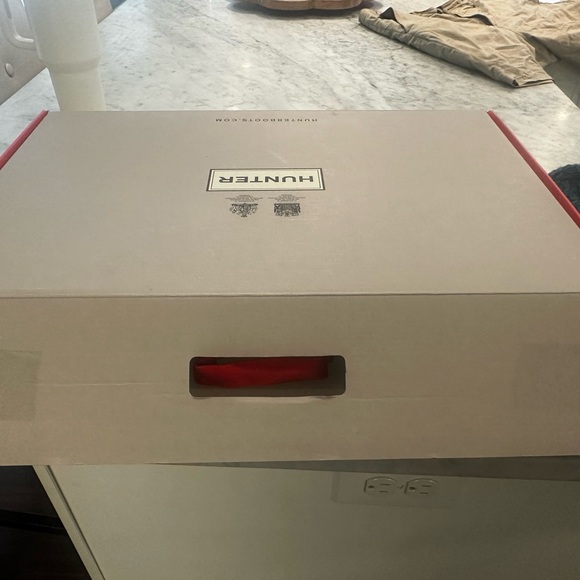 Hunter rain boots in good used condition with boot socks - Picture 3 of 5